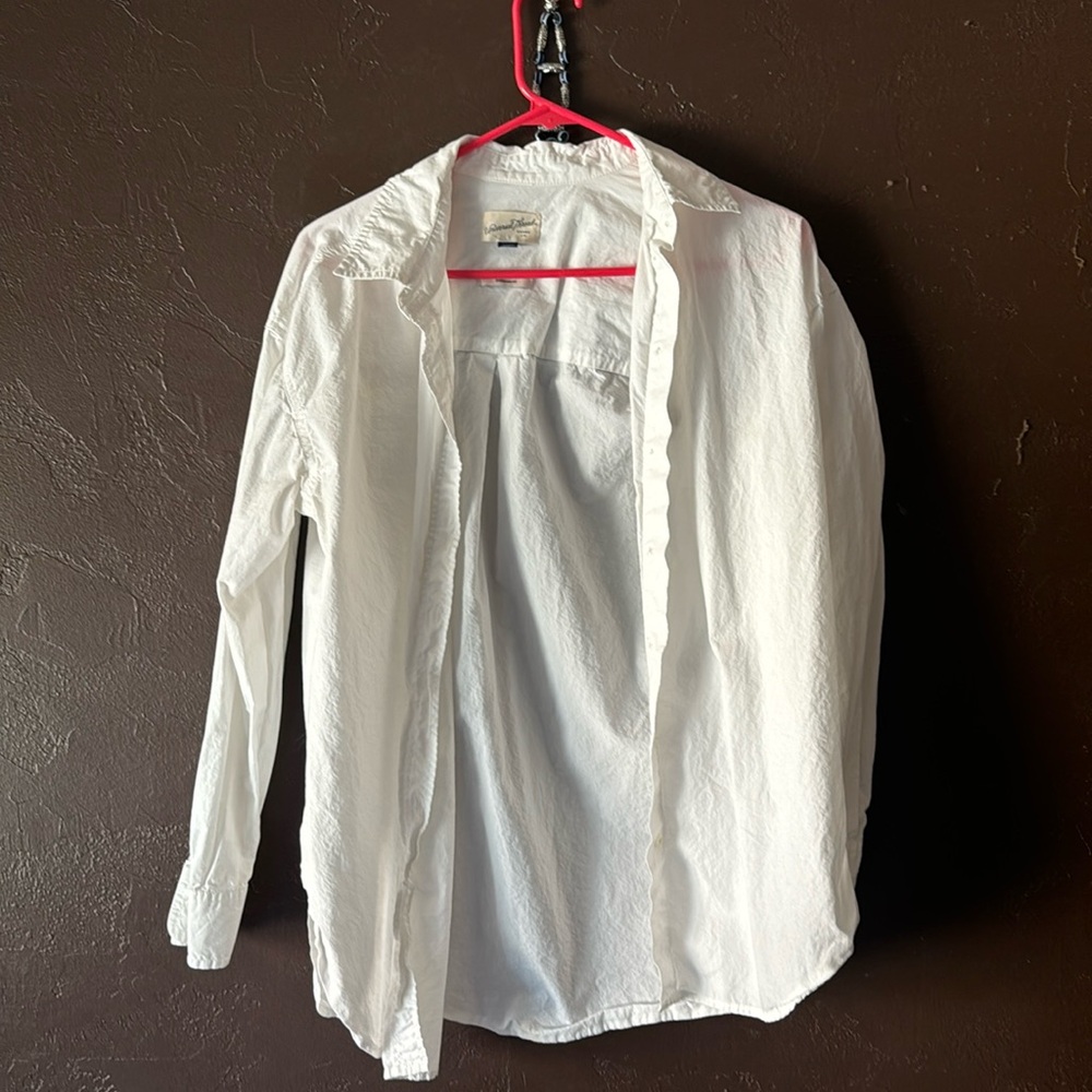 Button up white shirt